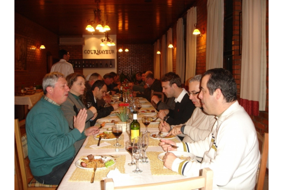 Ibravin participa de reunião da AVIGA