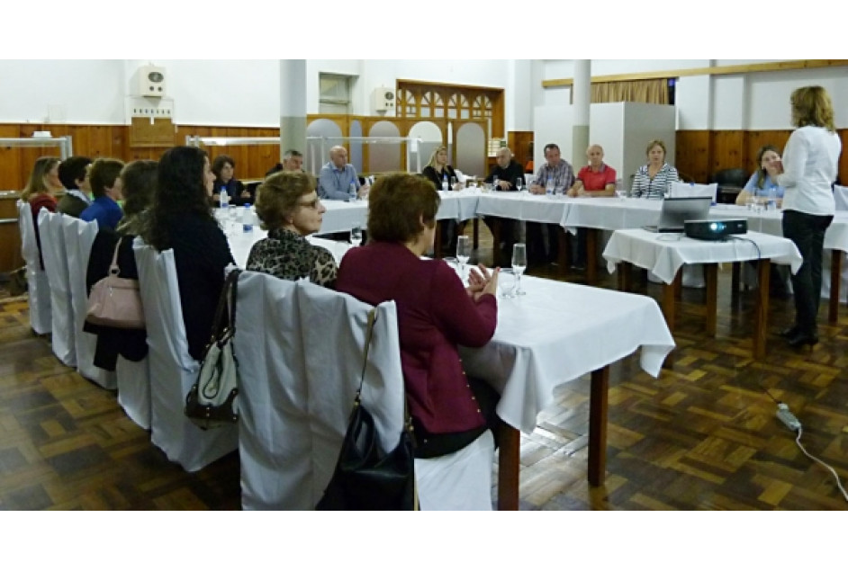 APEME realiza jantar de encerramento dos projetos coletivos 2013