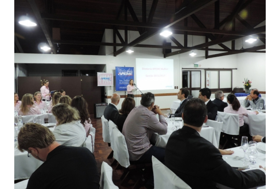 Novas diretorias da APEME e APEME Mulher tomam posse