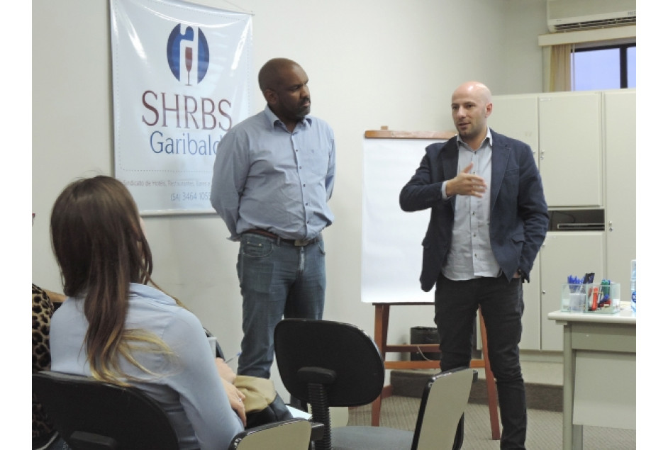 APEME  e SEBRAE finalizam quinto ano de projeto de qualificação