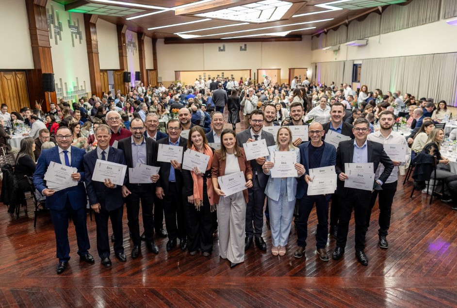 Seleção dos Melhores Vinhos, Espumantes e Sucos de Garibaldi tem novo recorde de amostras Gran Ouro