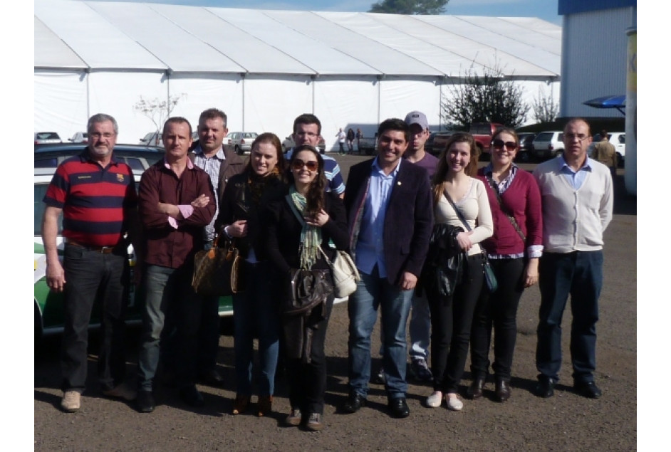 Associados APEME visitam Construsul