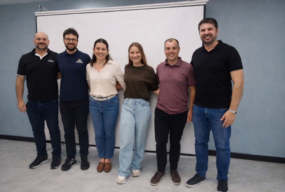 Parte da nova diretoria da AVIGA - Crédito: Rejane Turcatel