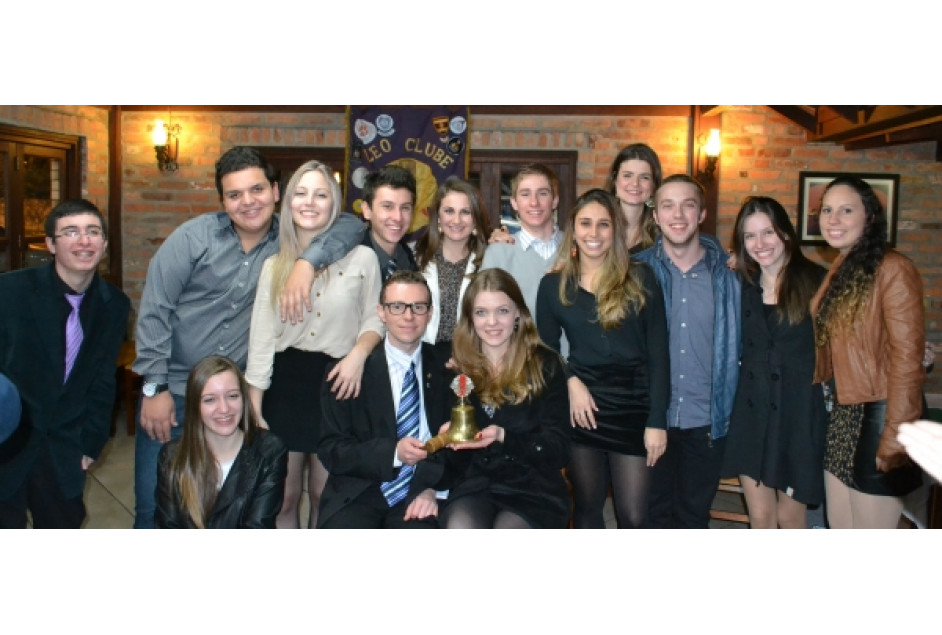 Nova Diretoria do LEO Clube Garibaldi toma posse